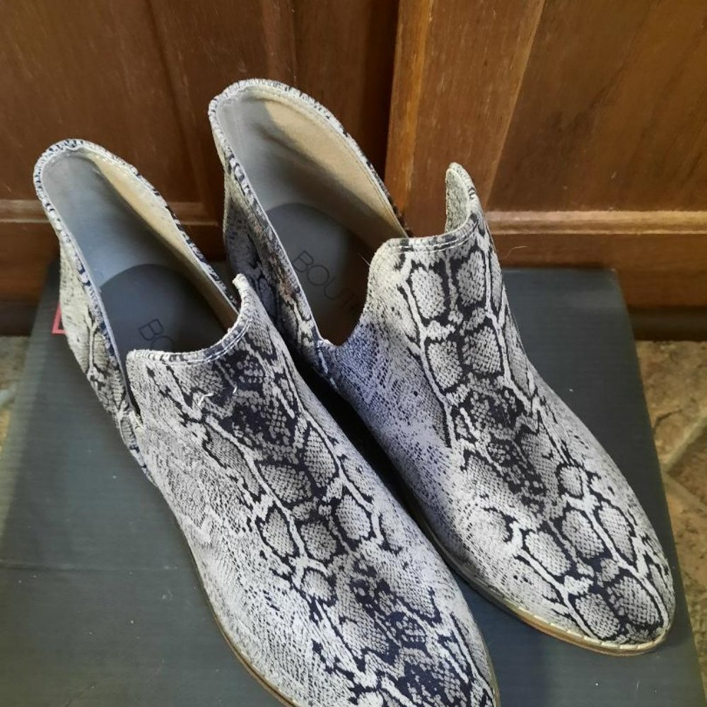 BOUTIQUE by Corkys Black Snake Wayland Women's Boots/Bootie US 7 NIB